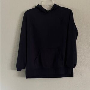 Men's Black Hoodie Sweater color blue very nais.  Athletic L12 14